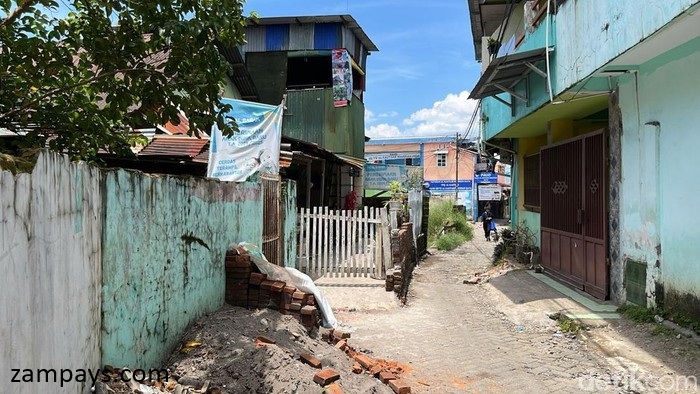 Setengah Jalan di Daya Makassar Jadi Teras, Heboh!